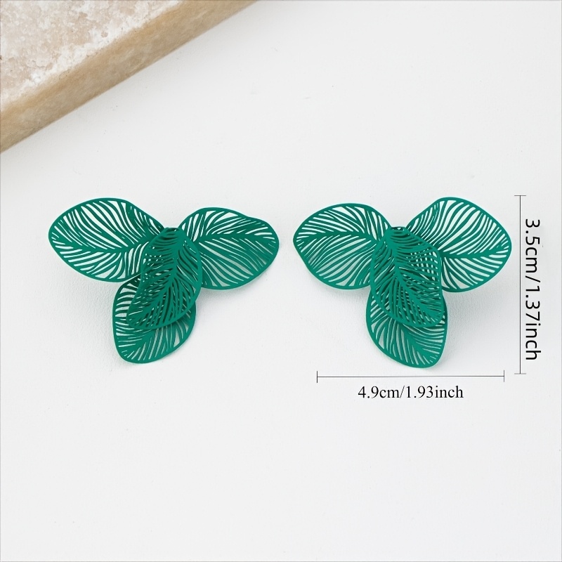 Bohemian Multi-Colored Openwork Leaf Stud Earrings